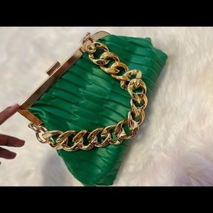 Green purse